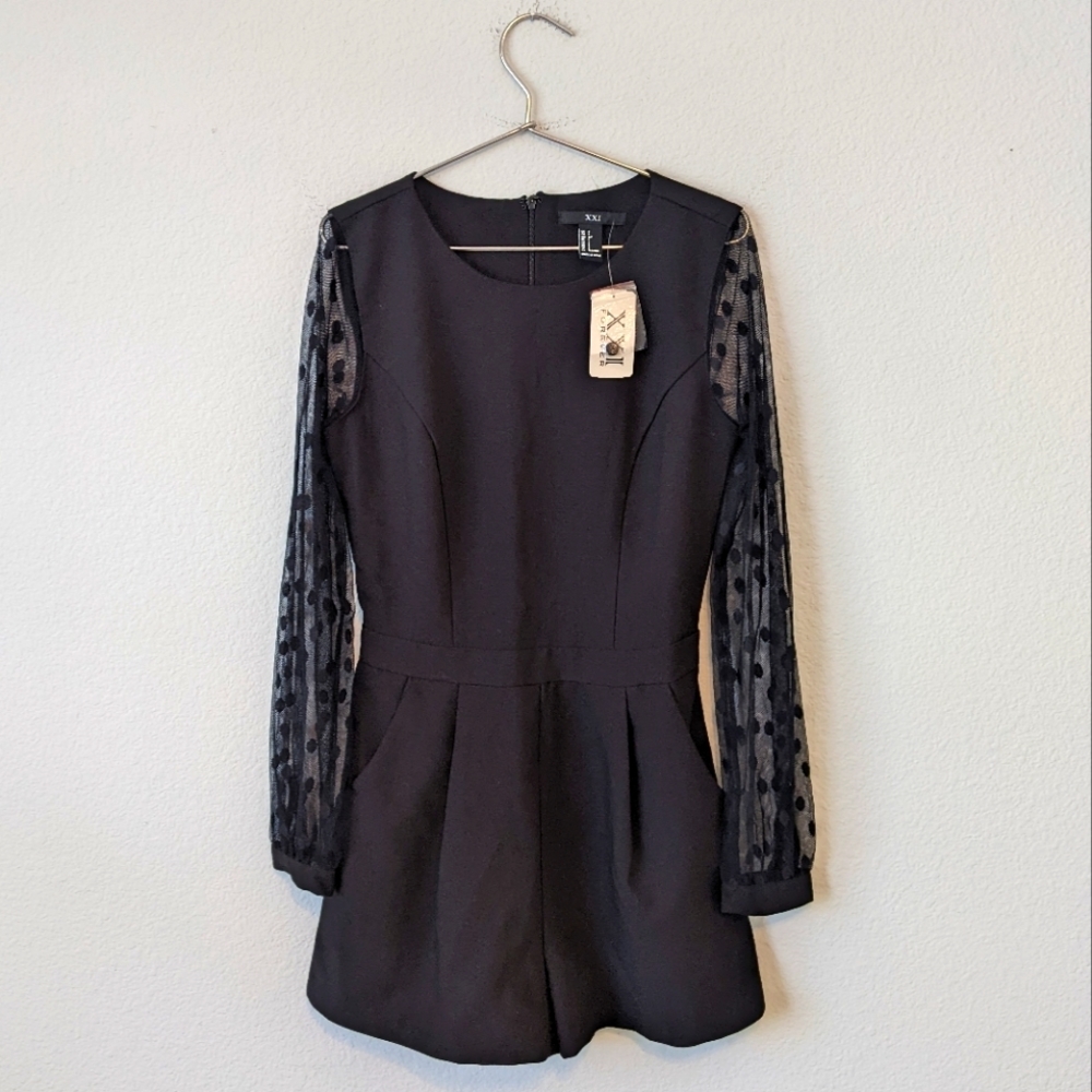 Forever 21 Long Sleeve Romper - Sexy Fun Black With Lace Sleeves - Has Pockets!